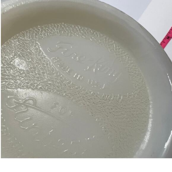 Vintage Fire King Ware Milk Glass Mixing Bowl W Spout For Sunbeam 6.5" Made USA - Picture 6 of 10